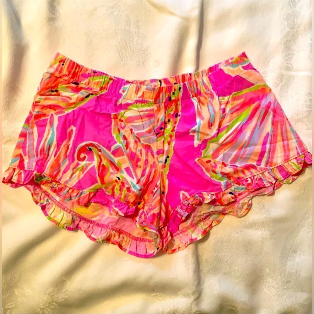 Lilly Pulitzer Shorts - Picture 1 of 5